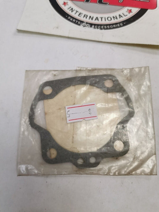 NOS SUZUKI JR50 CYLINDER GASKET 11241-04000 SUB BY 11241-04010  S26