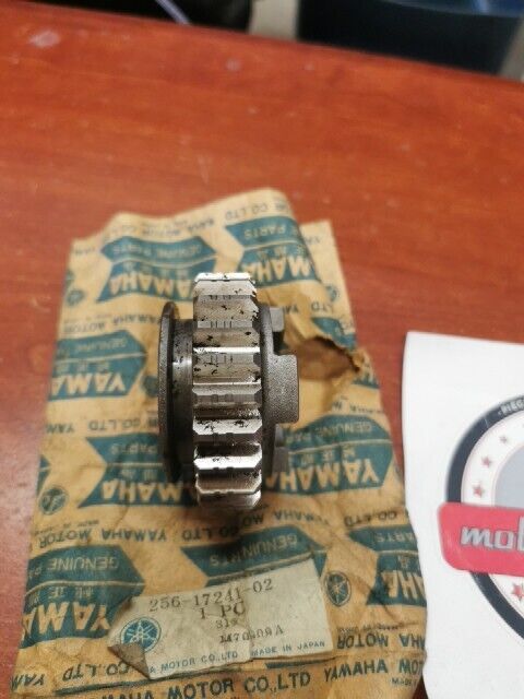 NOS Yamaha 1977 - 1981 XS650 4TH WHEEL GEAR 256-17241-02-00 Y141