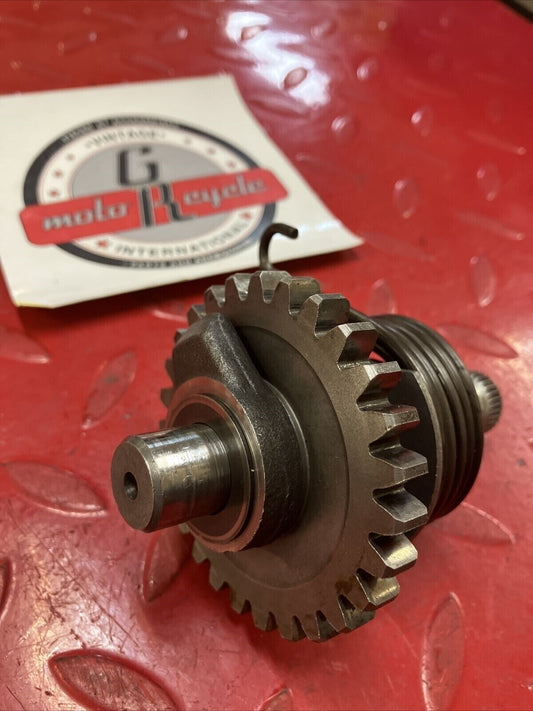 Yamaha RD400 1977 kickstarter kick starter shaft spindle gear 278-15660-01-00