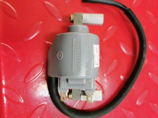 NOS Suzuki GS450 COIL ASSEMBLY IGNITION 33410-44510 S1