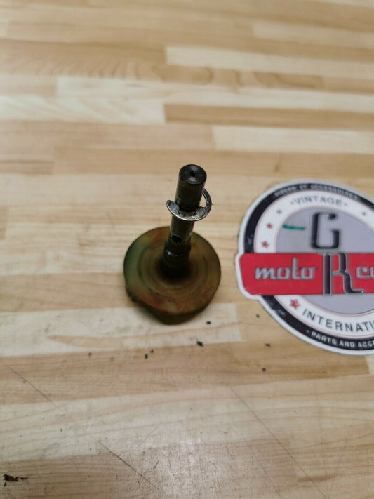 Yamaha YZ125 1986 waterpump water pump impeller shaft