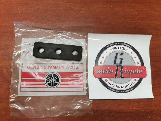 NOS Yamaha CS5 RD125 RD200 YL1 FOOTREST DAMPER 132-27414-00-00 Y136