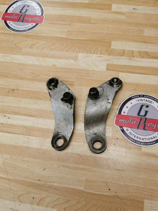 Kawasaki KDX200 1986 rear shock absorber engine motor mount bracket 32037-1375