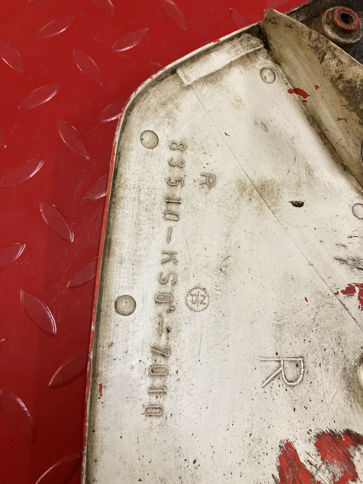 Honda CR125R 1988 left right side cover panel CR500R 83520-KS6-700ZE