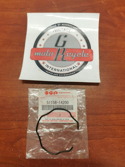 NOS Suzuki RMX250 GV1400 VX800 GSX-R1100 OIL SEAL CIRCLIP 51156-49440 S19