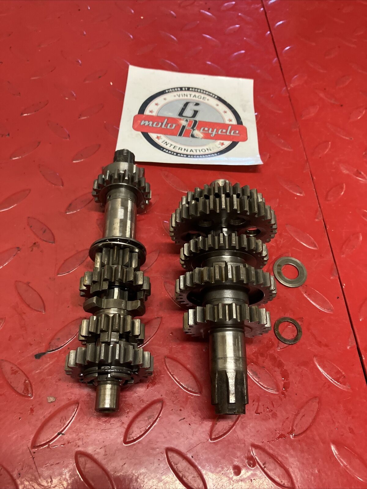 Suzuki RV90 1973 transmission mainshaft countershaft gear