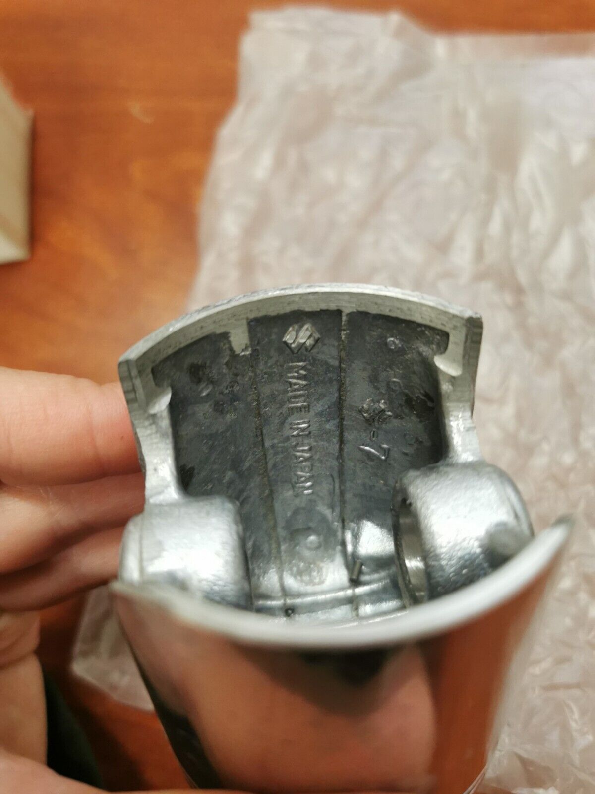 NOS SUZUKI 1975 - 80 RM125 PISTON OS 0.25 1211041310025 SUB. 12110-41311-025 S31