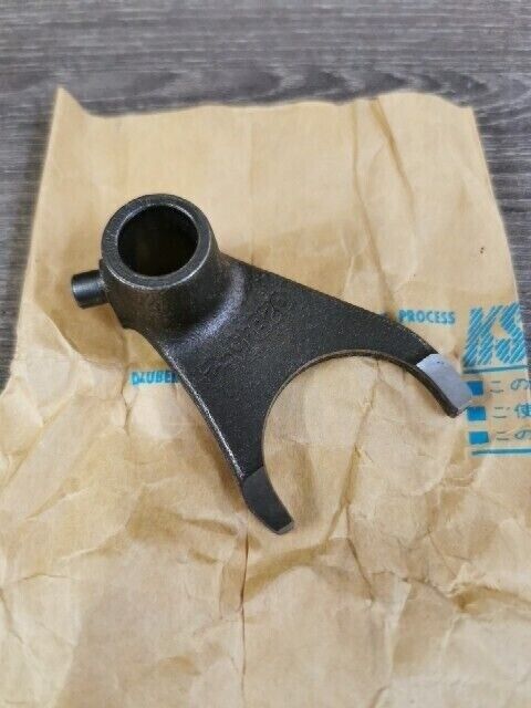 NOS SUZUKI RM85L RM80 RM85L5 GEAR SHIFT FORK 25221-02B41-000 S44