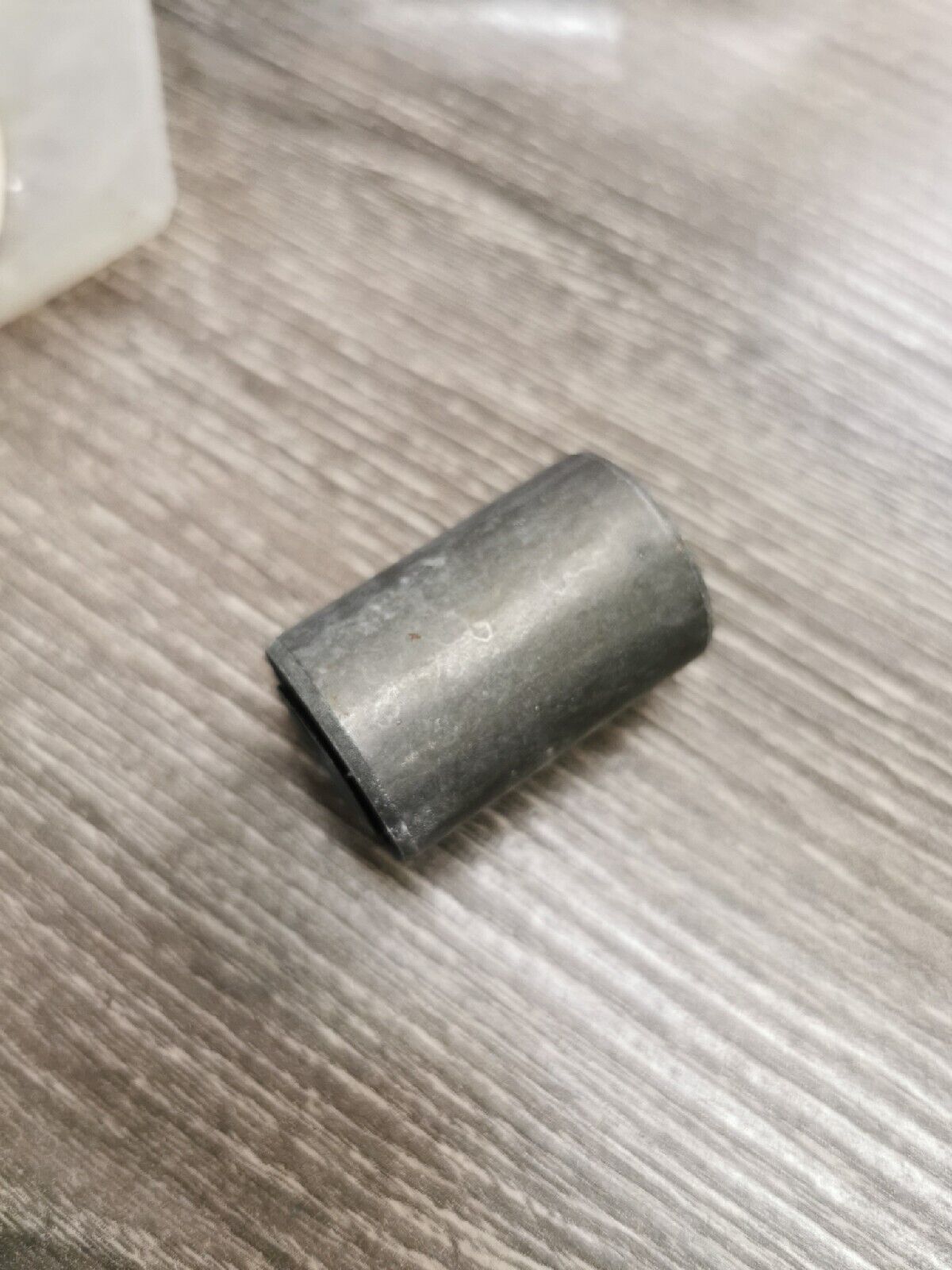 NEW NOS YAMAHA DT100 MX100 RT100 REAR ARM BUSH 1 276-22123-00 Y56