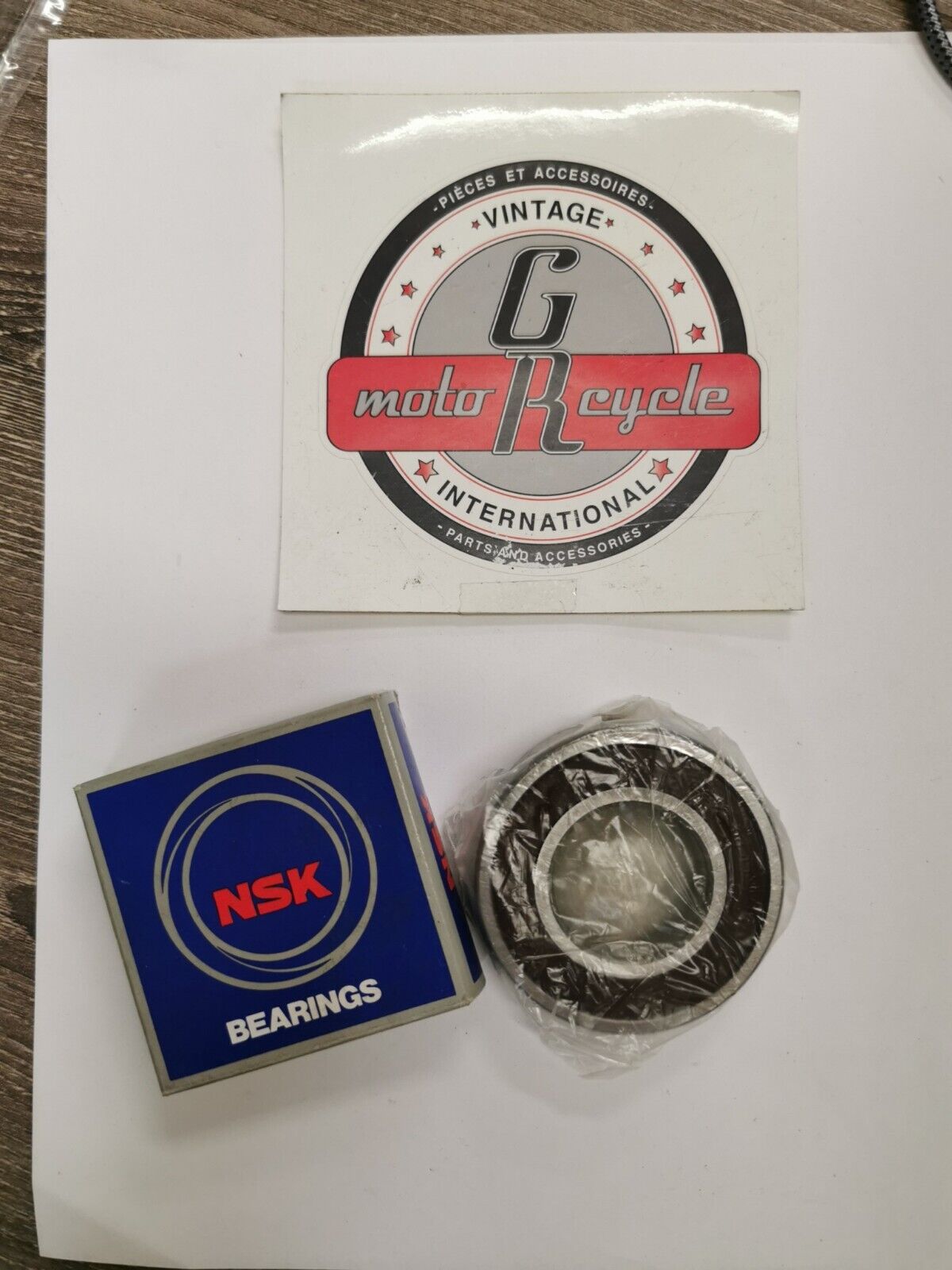 NOS NSK BALL BEARING  62/32DDU AS2S J18