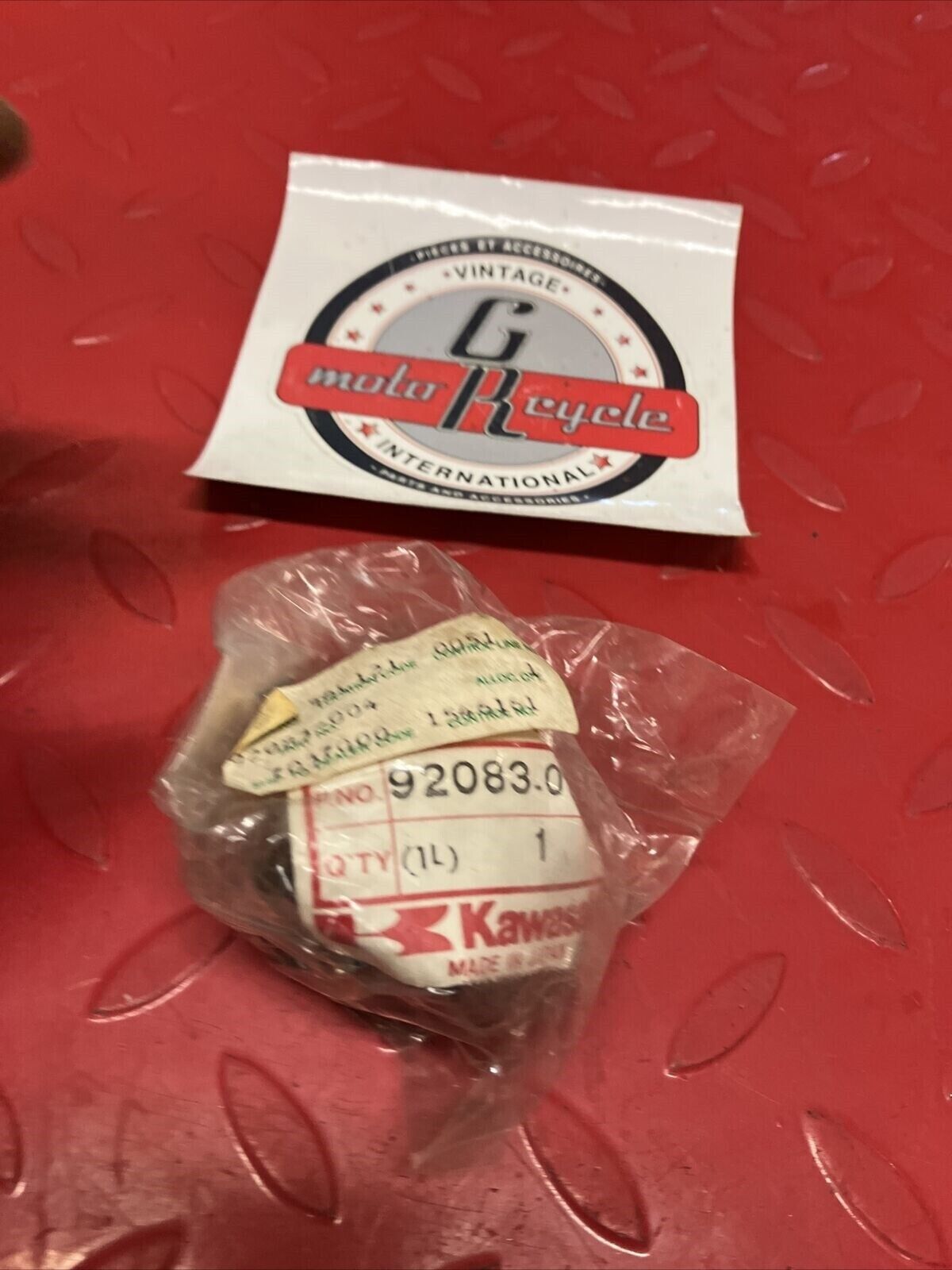 NOS KAWASAKI KICKSTARTER RETURN SPRING 92083-004 K18