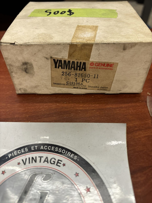 NOS Yamaha TX650 XS1 XS2 XS650 ROTOR 256-81650-11-00 Y172