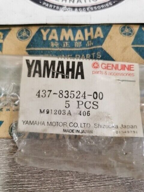 NOS YAMAHA DT100B DT125C DT175C DT360A WASHER SPECIAL 437-83524-00-00 Y158