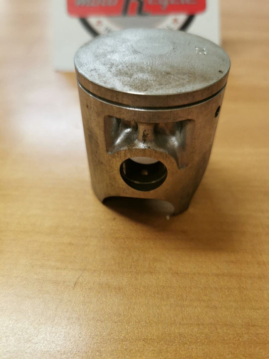 NOS YAMAHA YZ100 PISTON 2ND 0.50 2k5-11636-00 Y45