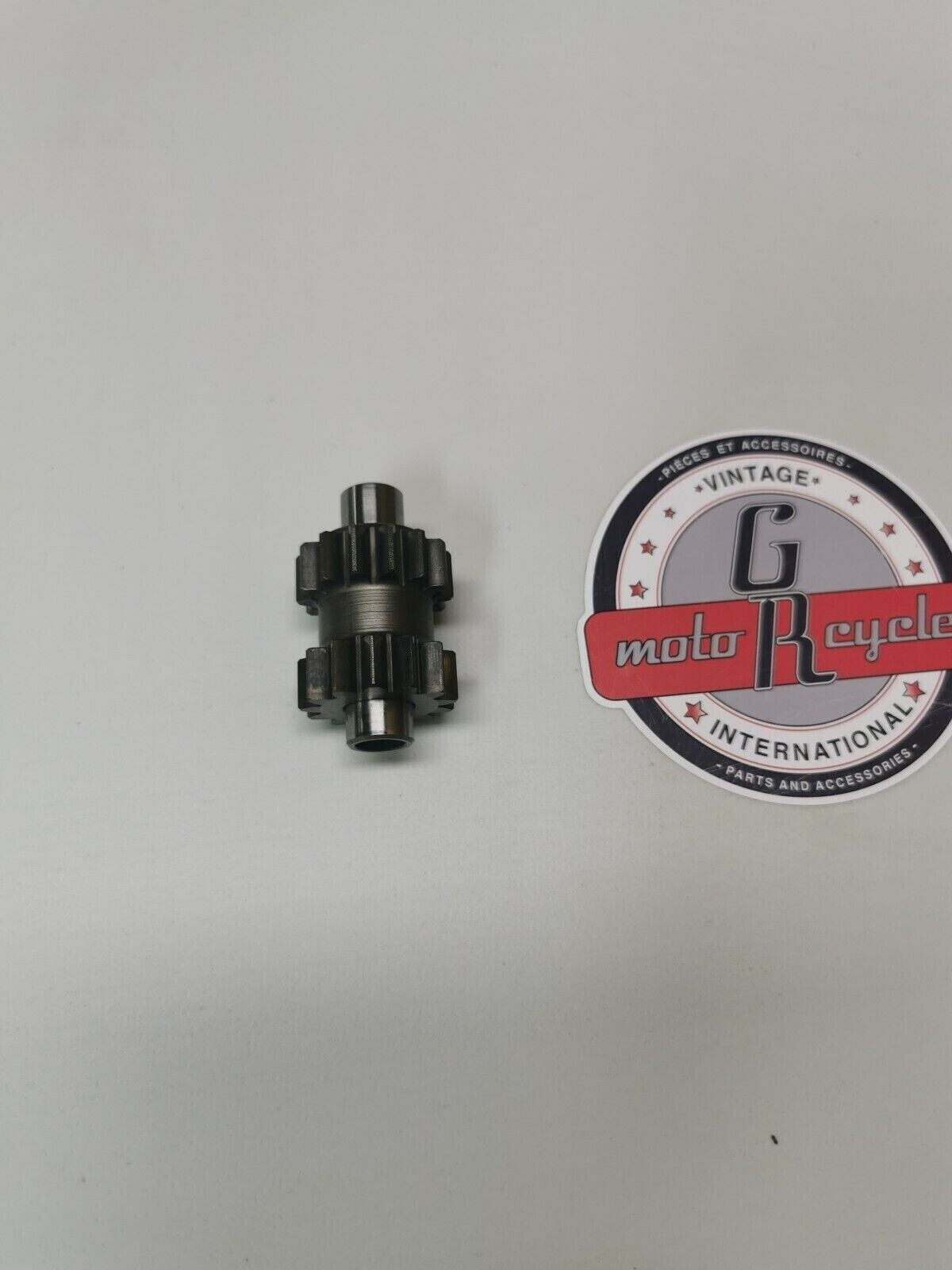 Honda XR650L 2001 starter idle gear shaft 28233-MAN-690