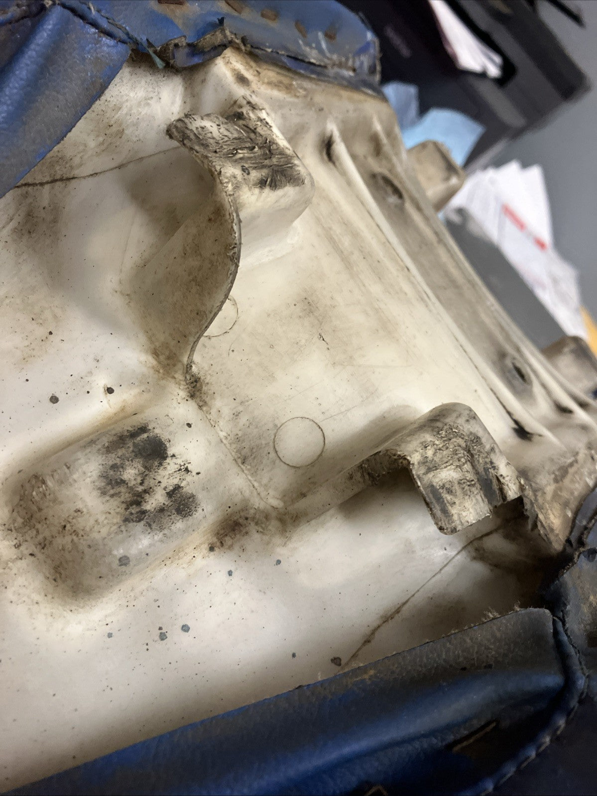 Honda CR250R 1984 seat saddle pan foam CR125R CR500R