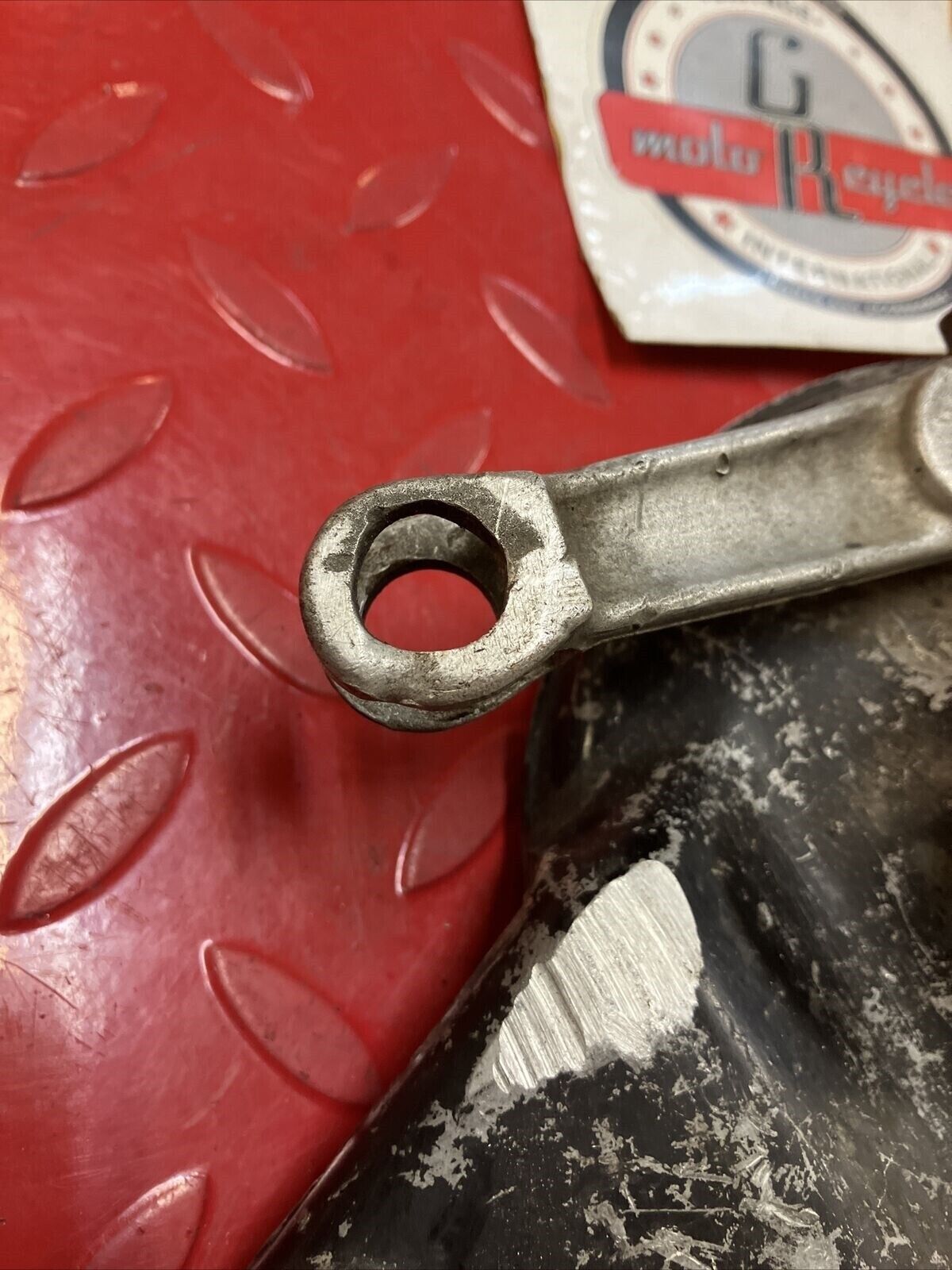 Suzuki RM125 1982 rear brake panel drum hub lever arm 1981