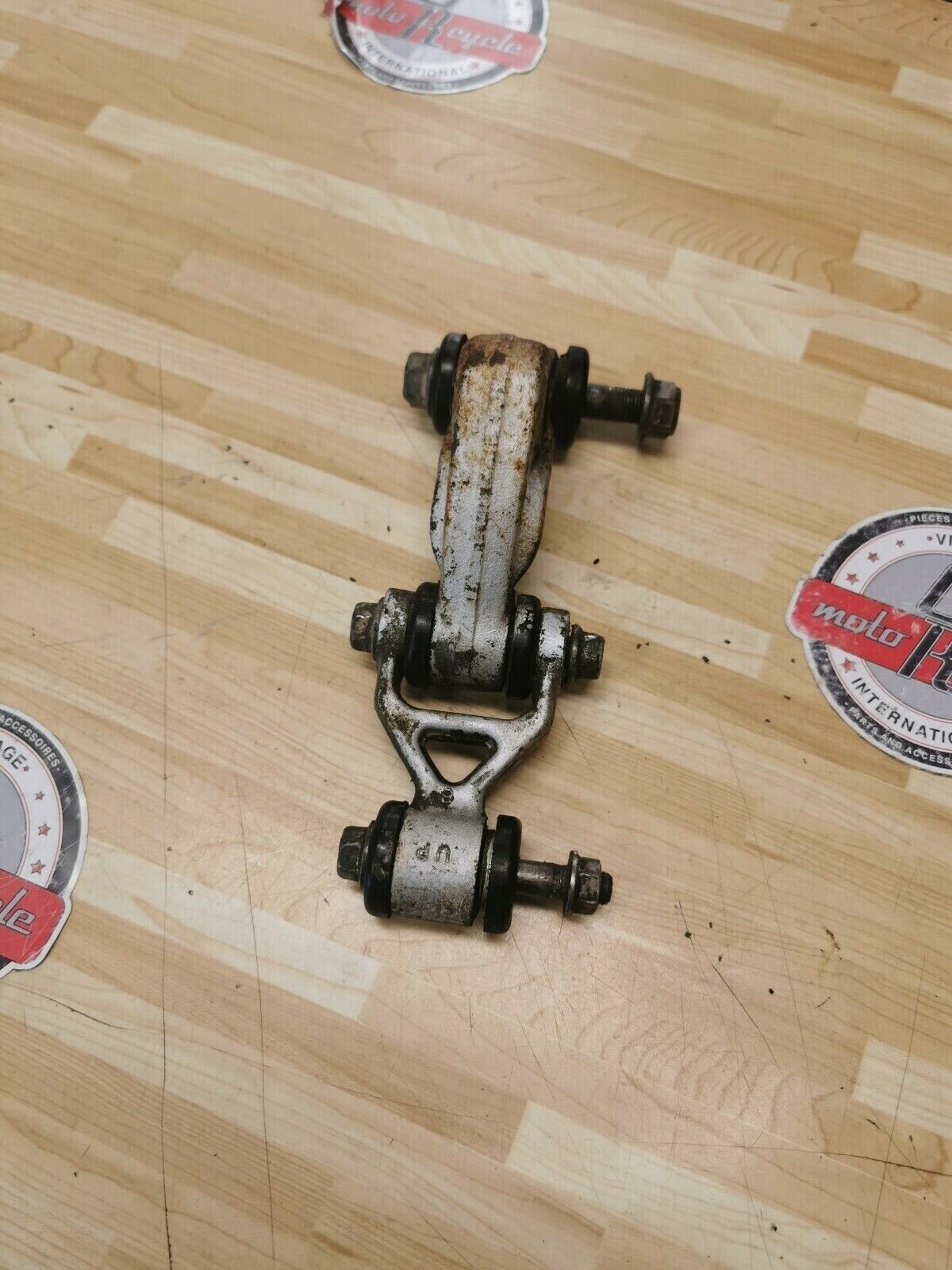 Honda XL200R 1984 swingarm rear shock linkage dogbone 1983 52460-KB9-000