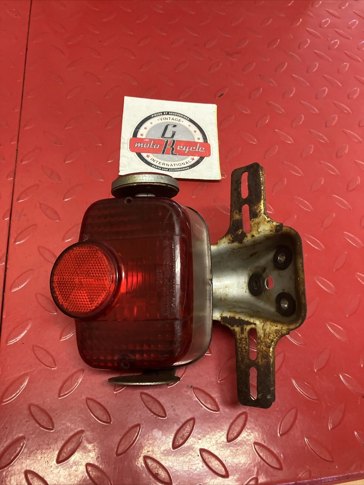 Suzuki RV90 1975 taillight tail light rear combination light