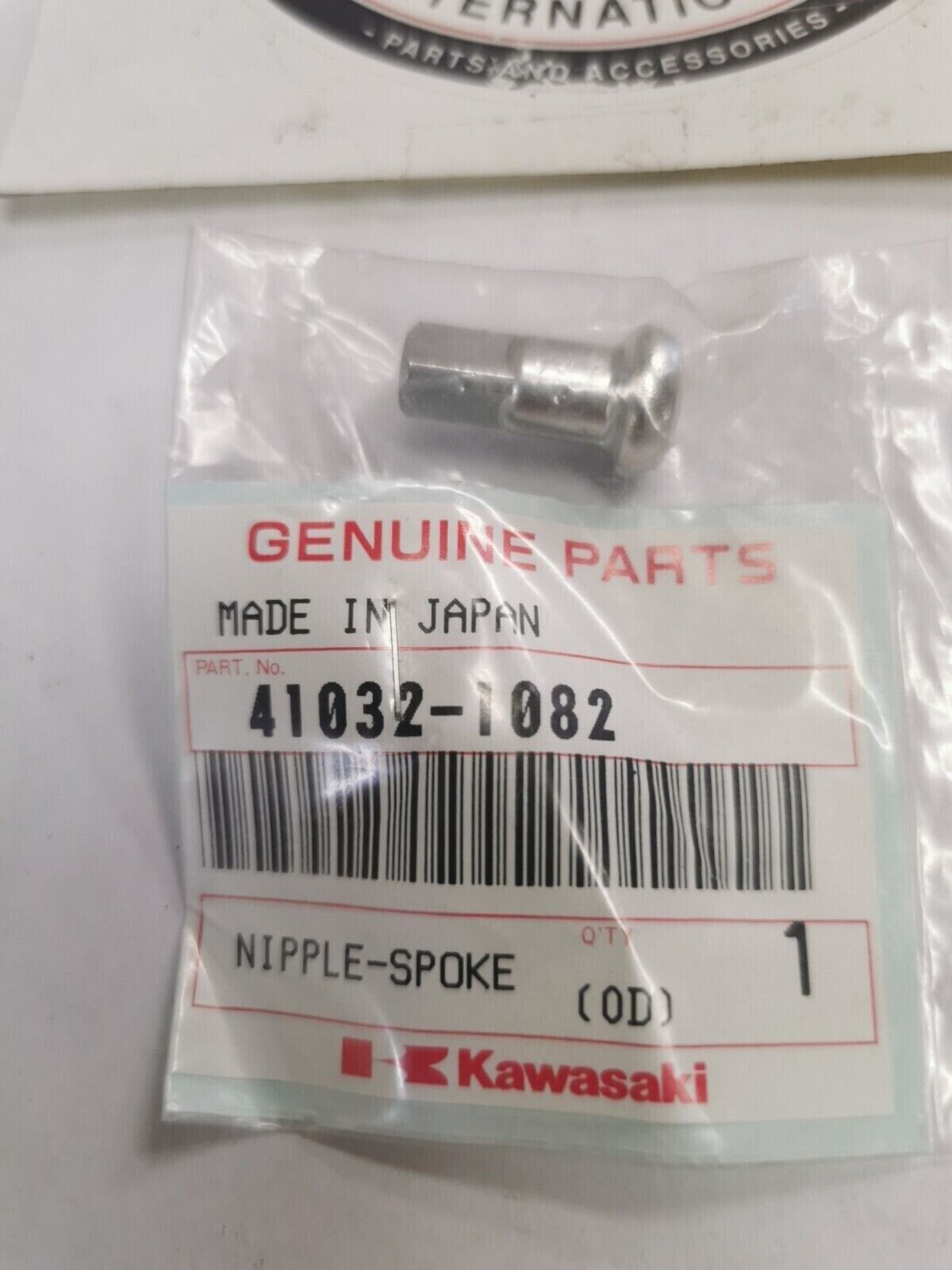NOS KAWASAKI NIPPLE SPOKE41032-1082 K33
