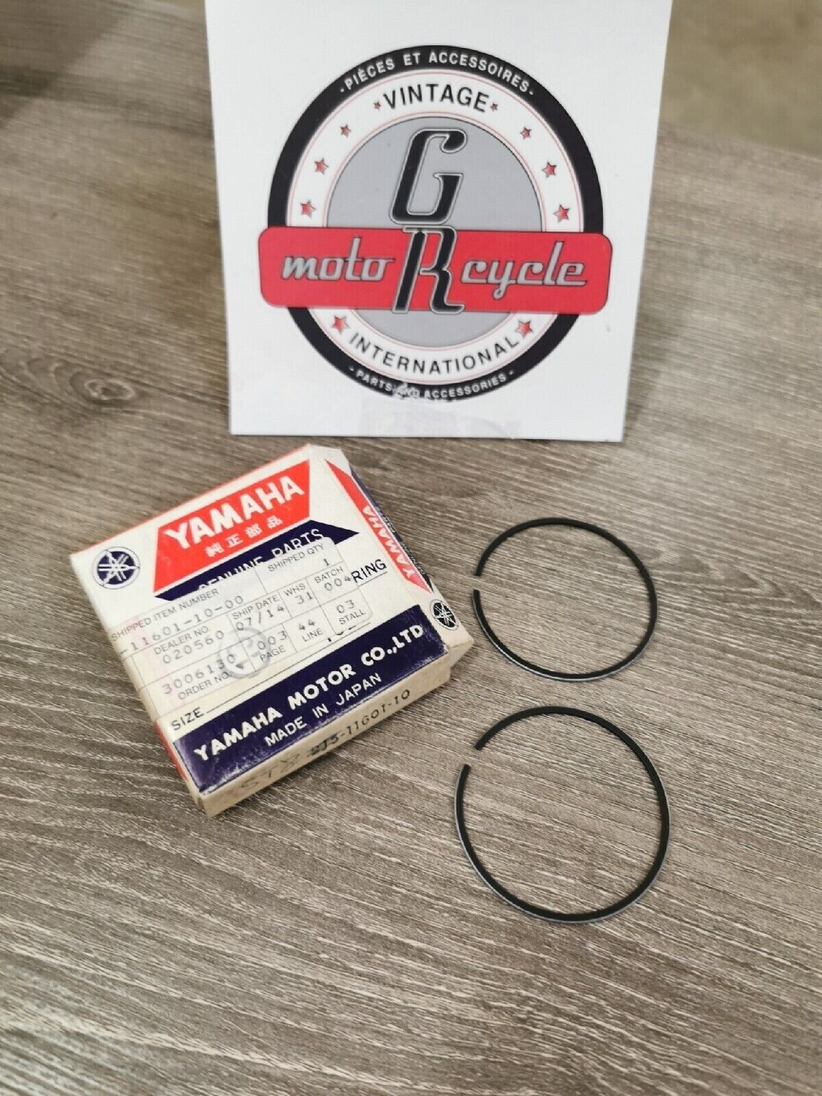 NOS YAMAHA YZ80 1974 - 1982 PISTON RING SET 0.25 5T8-11601-10-00 Y51