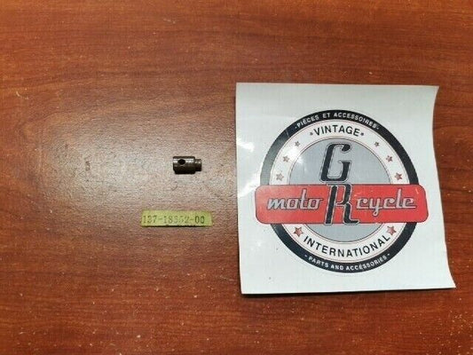 NOS Yamaha AT1 AT2 PIN 137-18552-00-00 SUB 137-18552-01-00 90249-05035-00 Y116