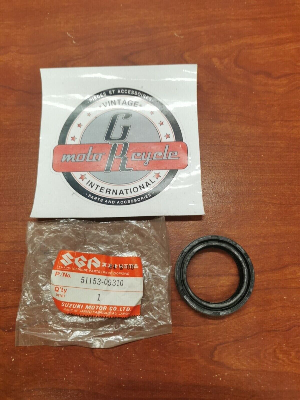 NOS Suzuki OIL SEAL 51153-09310 SUB. 51153-03B30 S19
