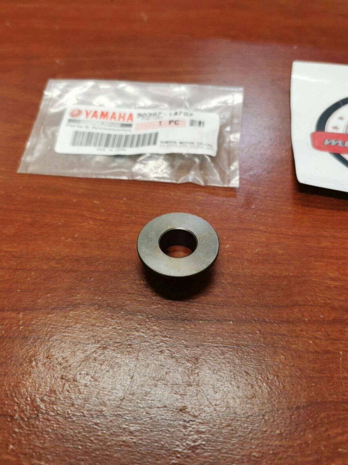 NOS Yamaha IT200 TT600 YZ490 YZ250 YZ125 COLLAR 90387-147G7-00 Y4