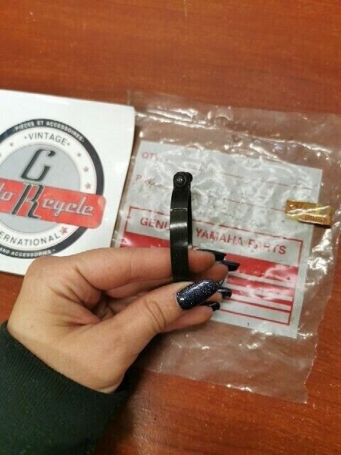 NEW NOS Yamaha HOSE CLAMP 90460-49058-00 SUB 278-14455-00-00 Y180