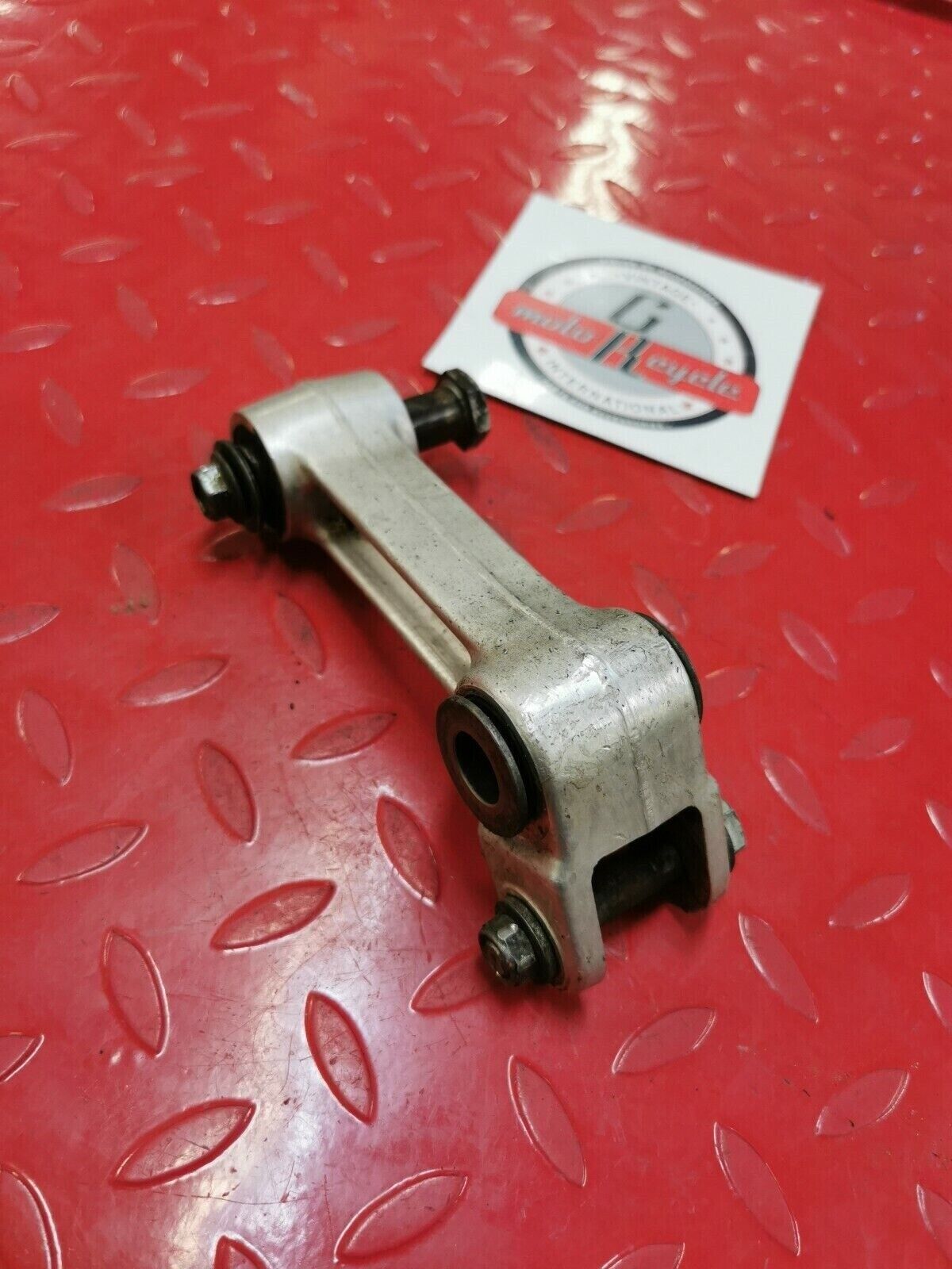 Yamaha YZ250 1988 swingarm rear shock linkage dogbone relay arm 1989
