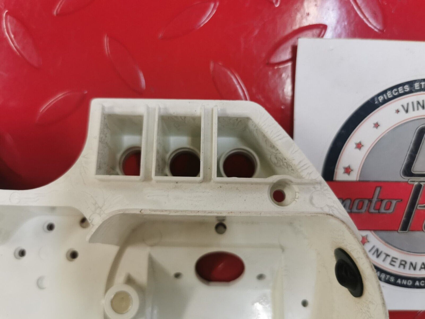 NOS YAMAHA 1983 XV500K Meter Inner Case Cover 22U-8353H-00-00 WHITE   Y14