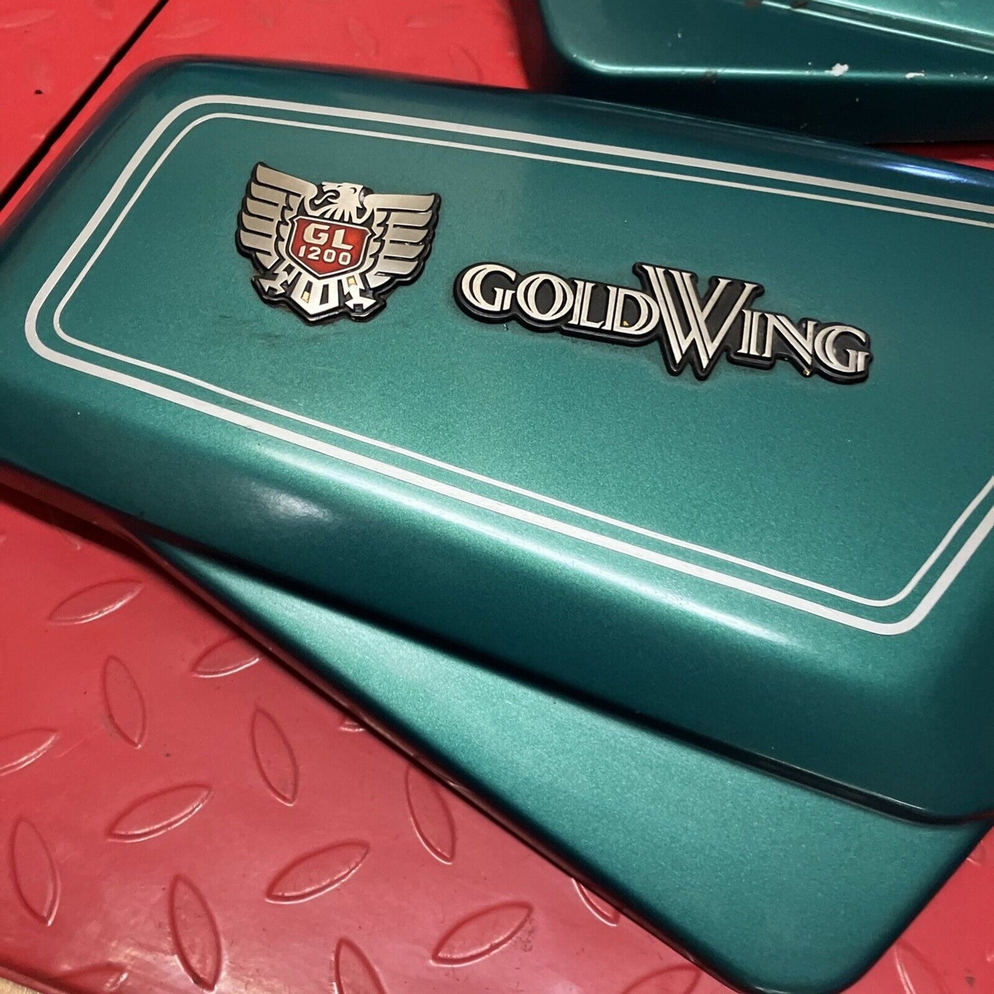 Honda GL1200 1984 1985 1986 1987 Left right side cover panel set green