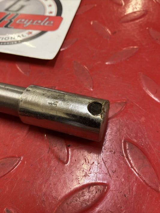 Yamaha RD400 1977 Front wheel axle bolt 1976 1978 2