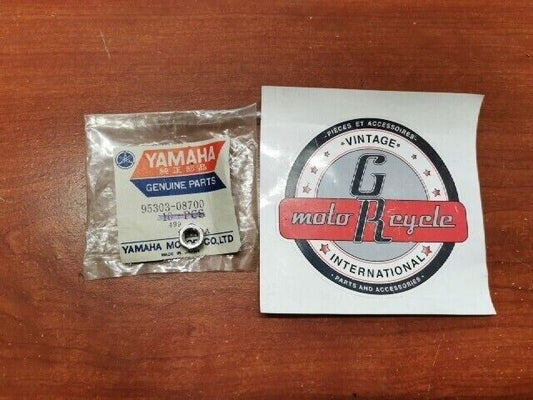 NOS Yamaha AT1 DT100 NUT 95303-08700-00 SUB 95304-08700-00 95380-08700-00 Y127
