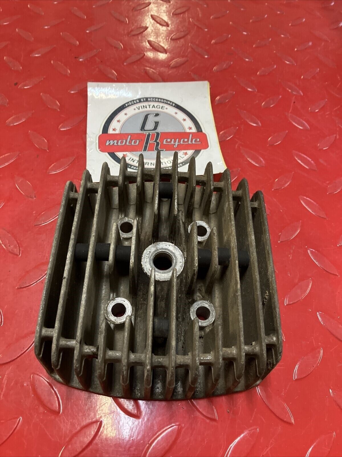 Kawasaki G5 1972 cylinder jug barrel head cover