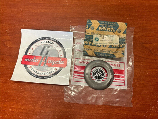 NOS Yamaha 1977 ET250A CAM 8F3-17623-00-00 Y177