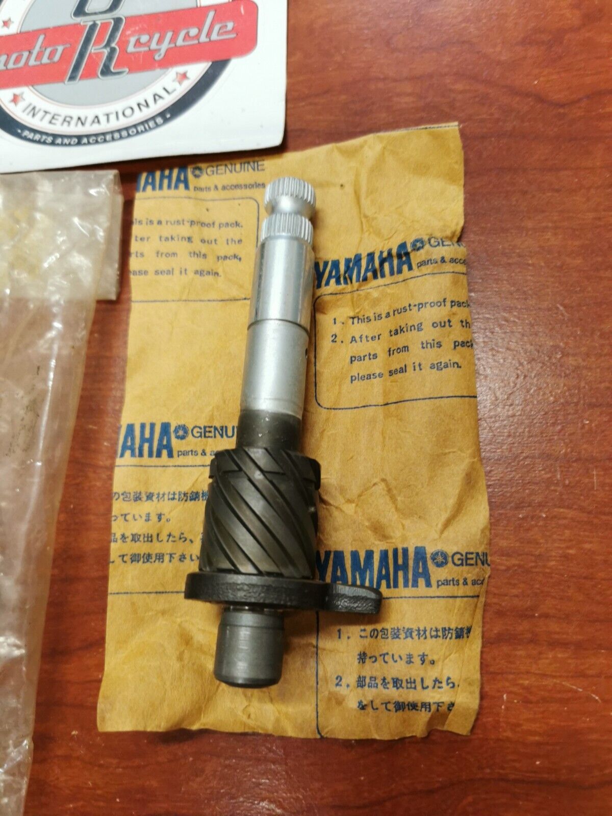 NOS Yamaha 1975 1976 RS100 KICK AXLE 305-15660-04-00 Y86