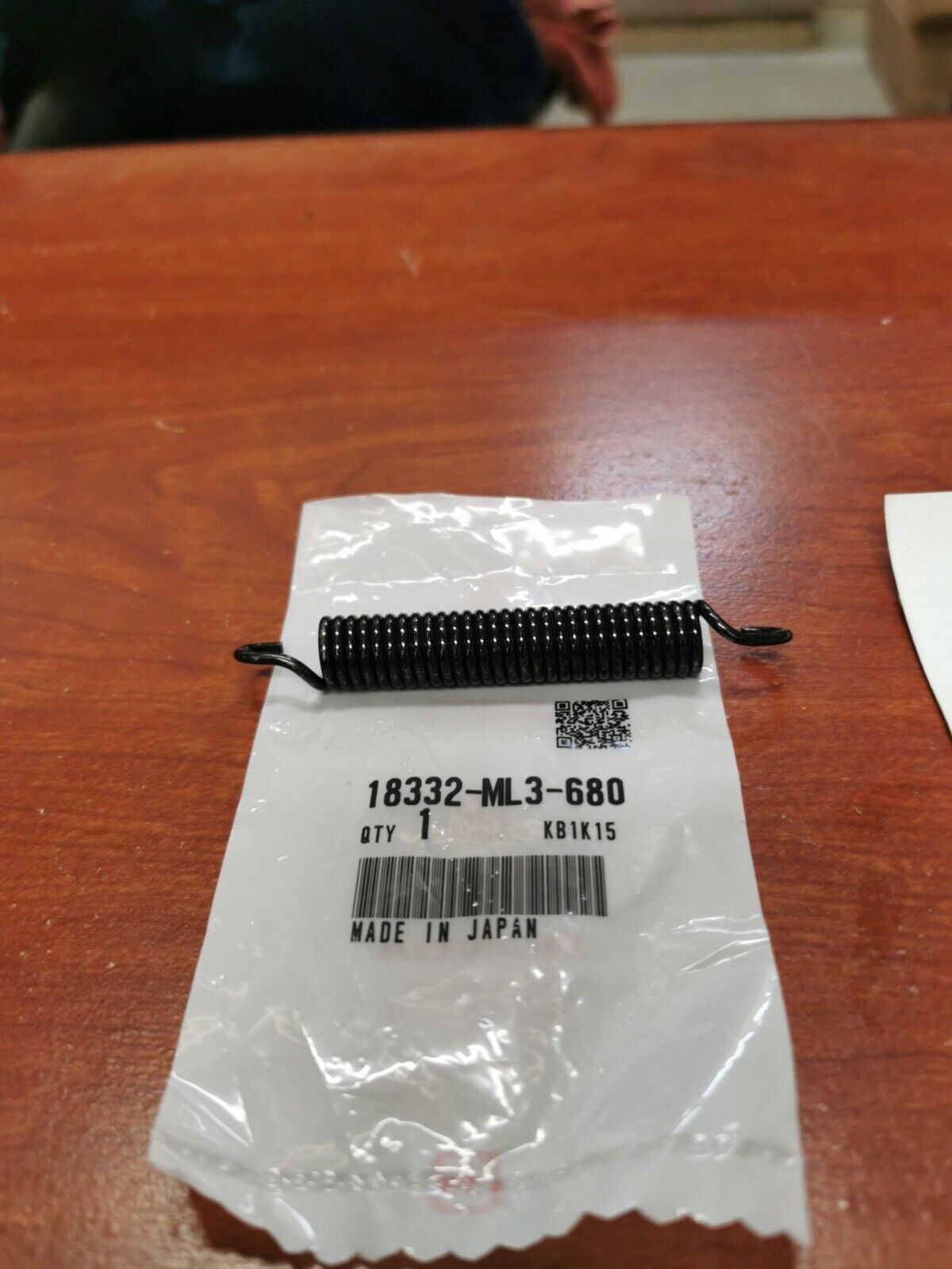NOS Honda 1989 - 1993 CR500R EXHAUST PIPE SPRING 18332-ML3-680 H64