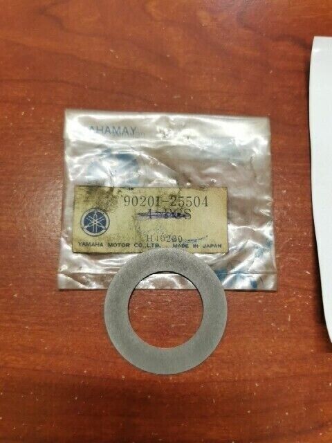 NOS Yamaha 1973 1974 TX750 PLATE WASHER 90201-25504-00 SUB 90201-25505-00 Y111