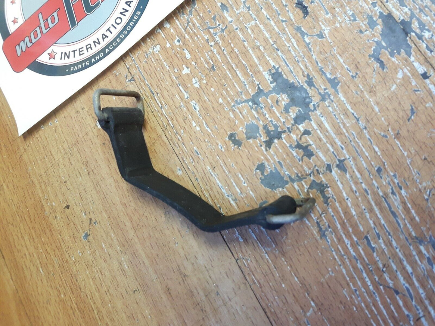 Suzuki RM250 1990 cdi rubber strap band holder