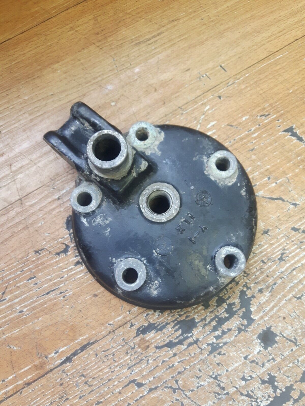 Yamaha YZ125 1986 cylinder head cover 1987 1988 1989