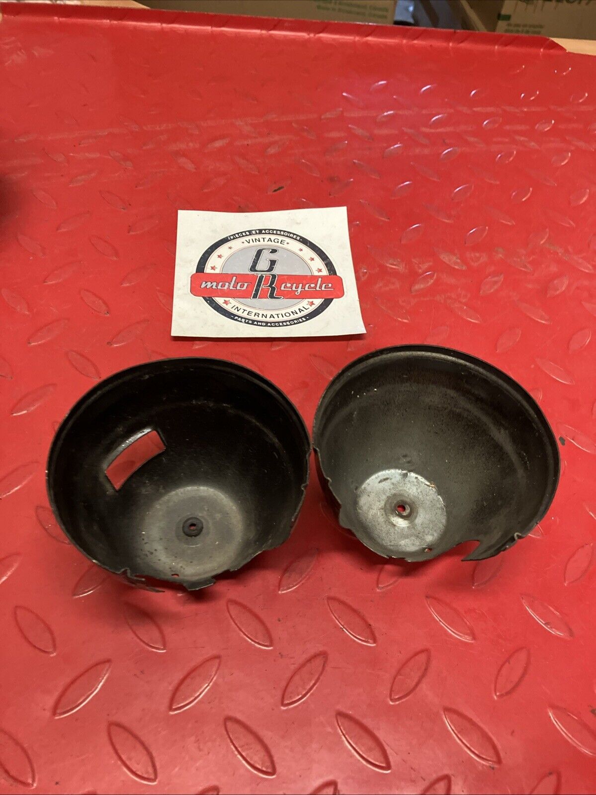 Kawasaki Z1 KZ900 KZ650 KZ750 KZ1000 Speedometer Tachometer cover cup set U6