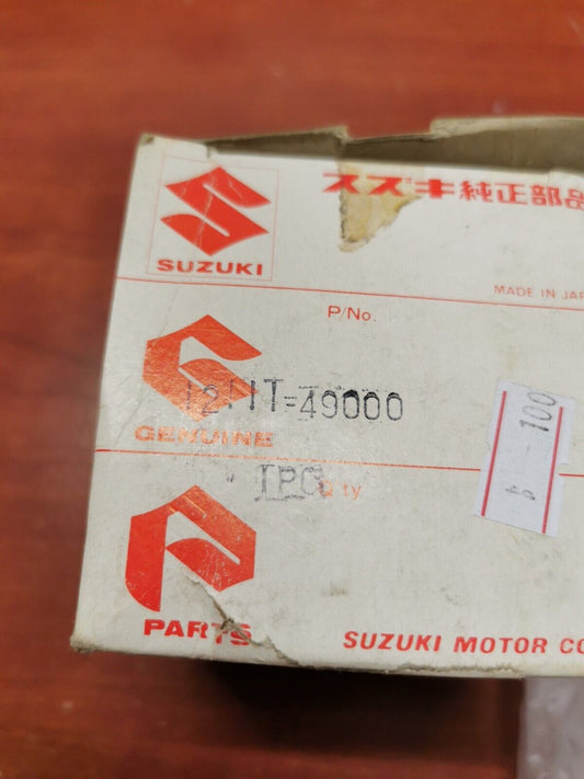 NOS SUZUKI 1978 1979 GS1000 PISTON STD 12111-49000 S31