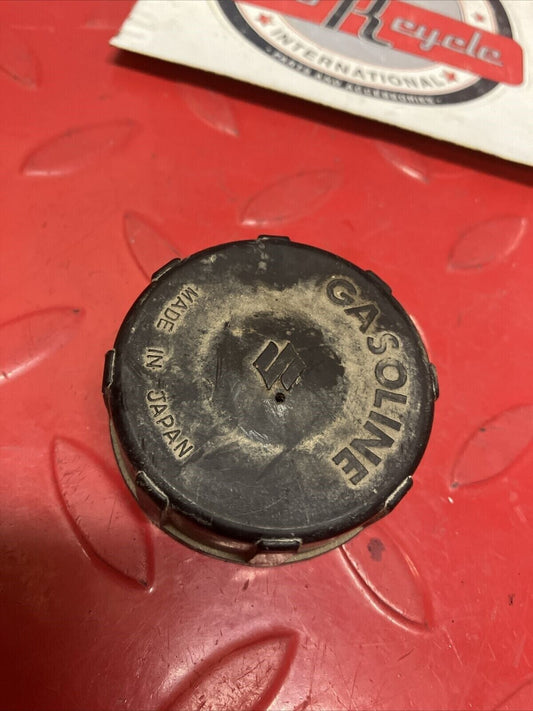 Suzuki RV90 1975 Fuel tank gas petrol reservoir cap cover