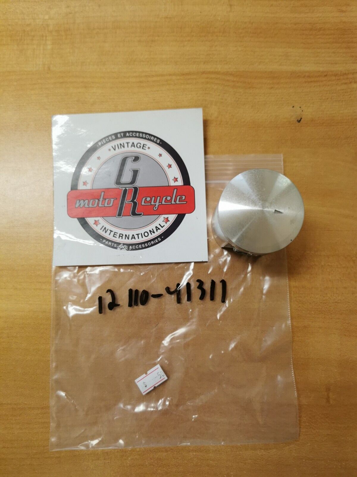 NOS SUZUKI RM125 1977 PISTON 12110-41311 S7