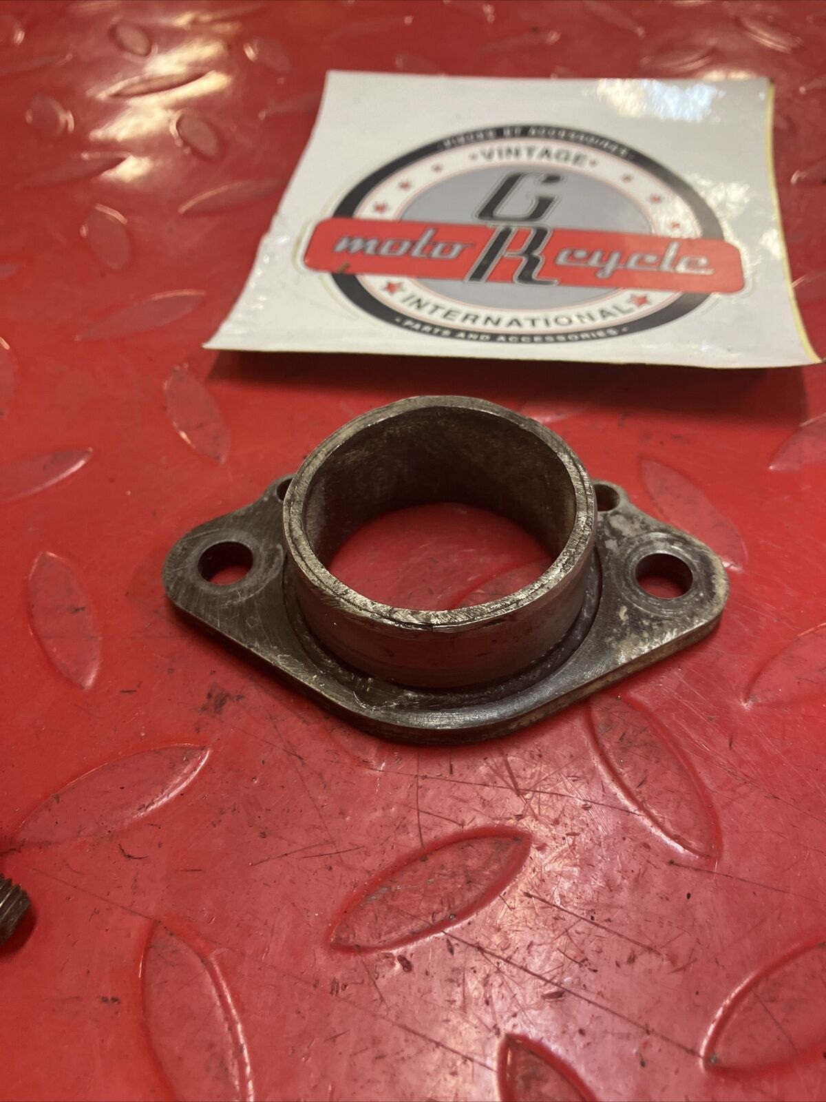 Yamaha YZ125 1986 exhaust manifold flange 1987 1988