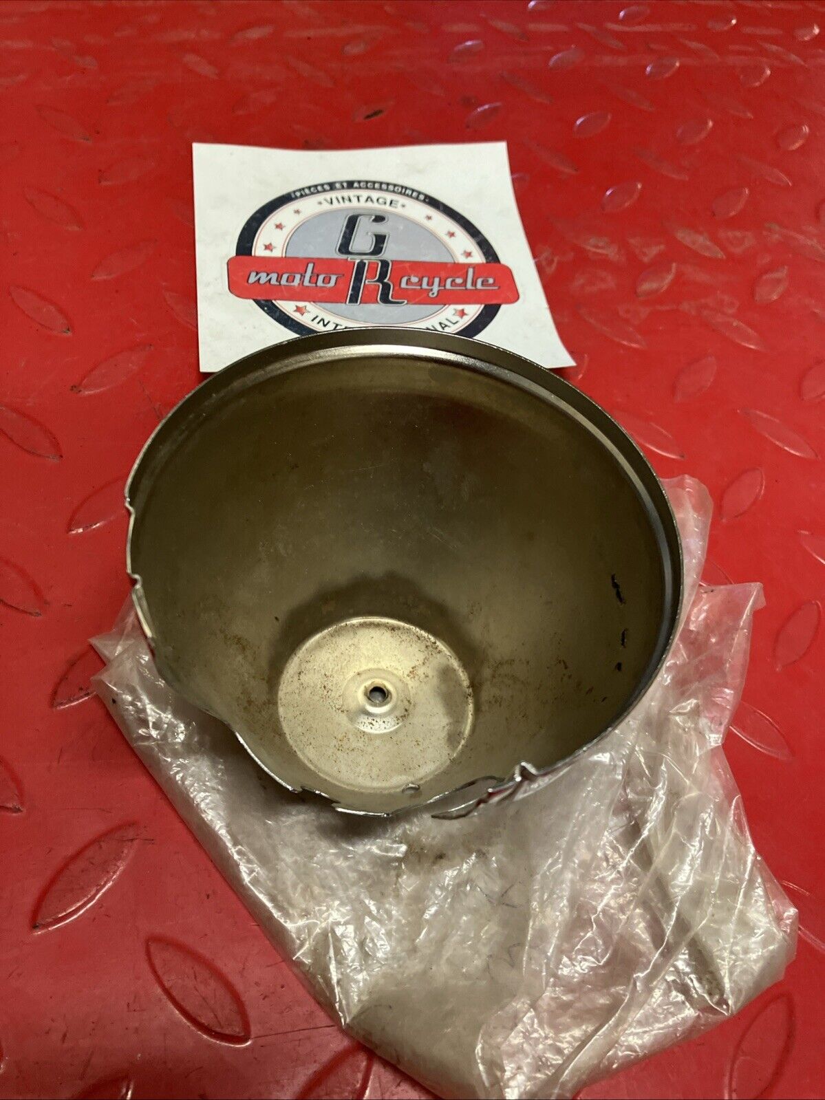 Kawasaki KZ900 KZ650 KZ750 KZ1000 Tachometer cover cup U6