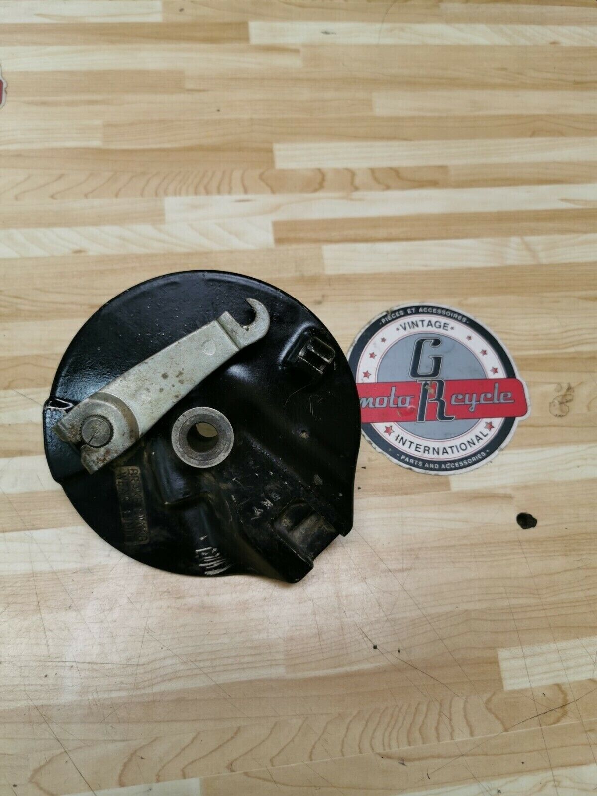 Suzuki DR100 1985 front brake panel drum hub lever arm cam