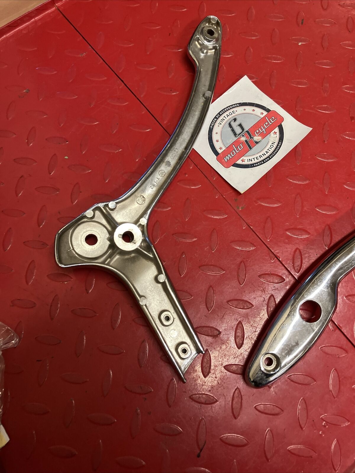 Yamaha XV700 1984 1985 virago 700 rear grab bar rail stay left right set U3
