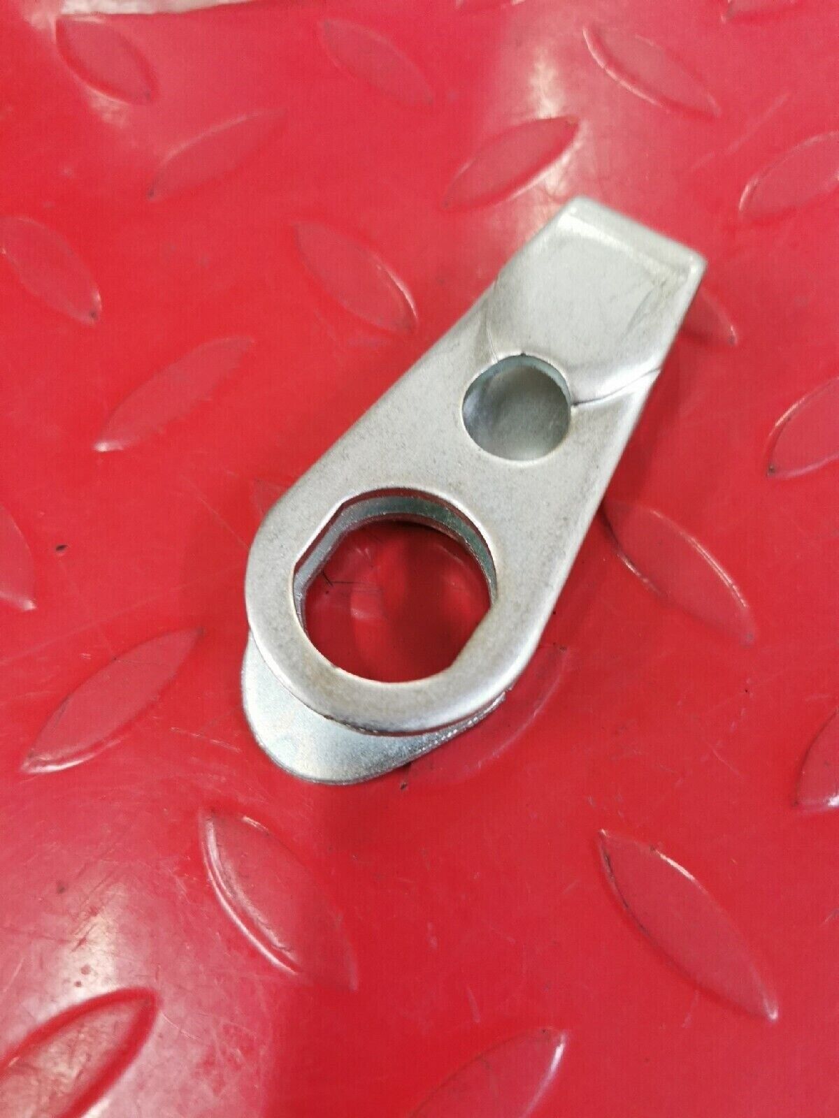 NOS SUZUKI TS250 TM400 1971 - 1980 ADJUSTER CHAIN L 61420-30002 S12